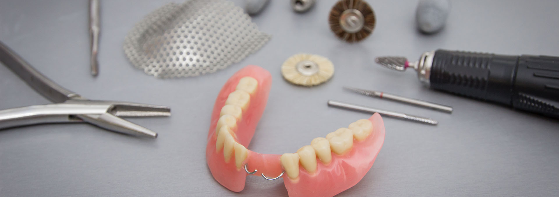 DENTAL PROSTHETICS TECHNOLOGY 